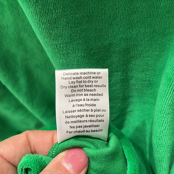 Revolve NWT{Callahan}Sz S Green Willa Mini Dress w/Long Sleeves &Bust Cutout - Picture 7 of 7